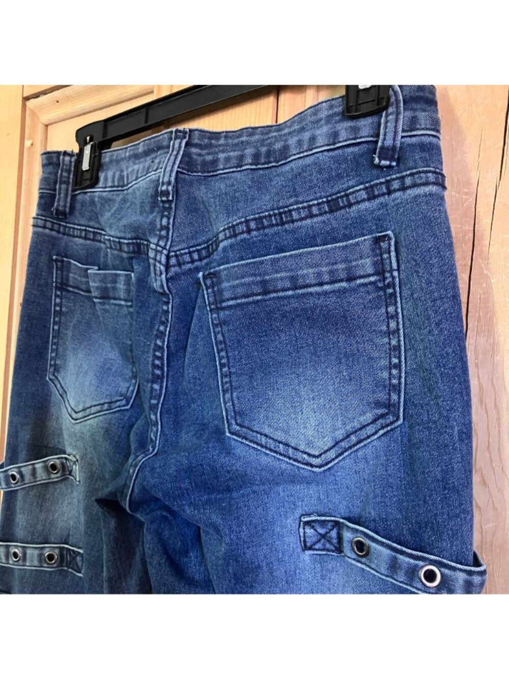 Hot Topic Womens Grommet Suspended Flare Punk Jeans Size 7 Juniors Blue AN EXC - Picture 8 of 12
